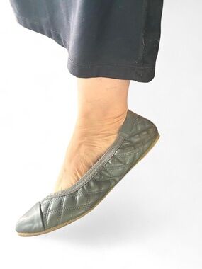 DEXFLEX 7.5 Comfortable Quilted Gray Ballet Flats - Unbranded